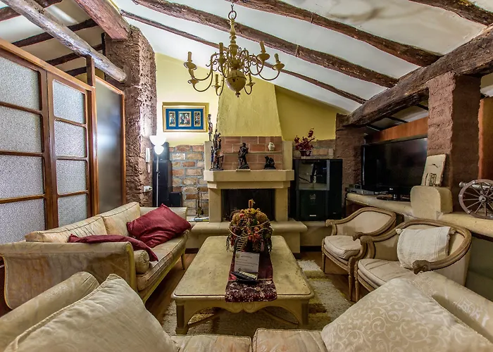 酒店 La Casona 3*